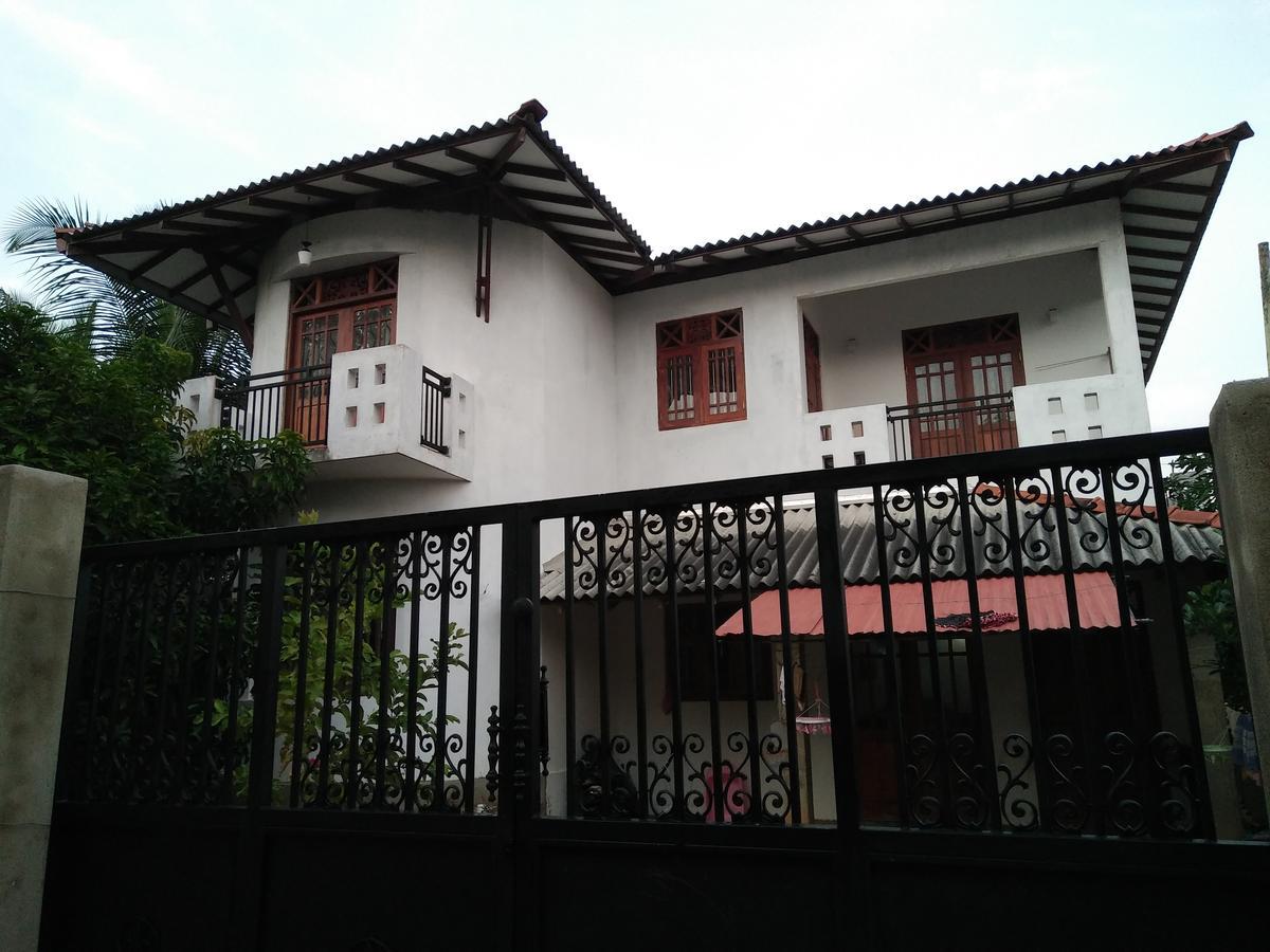 Villa Hilltop By Yehansa With Unlimited Fiber Wifi ฮิกคาดูวา ภายนอก รูปภาพ